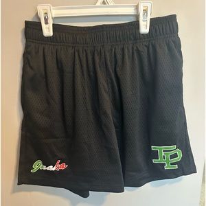 Inaka power sorts size M